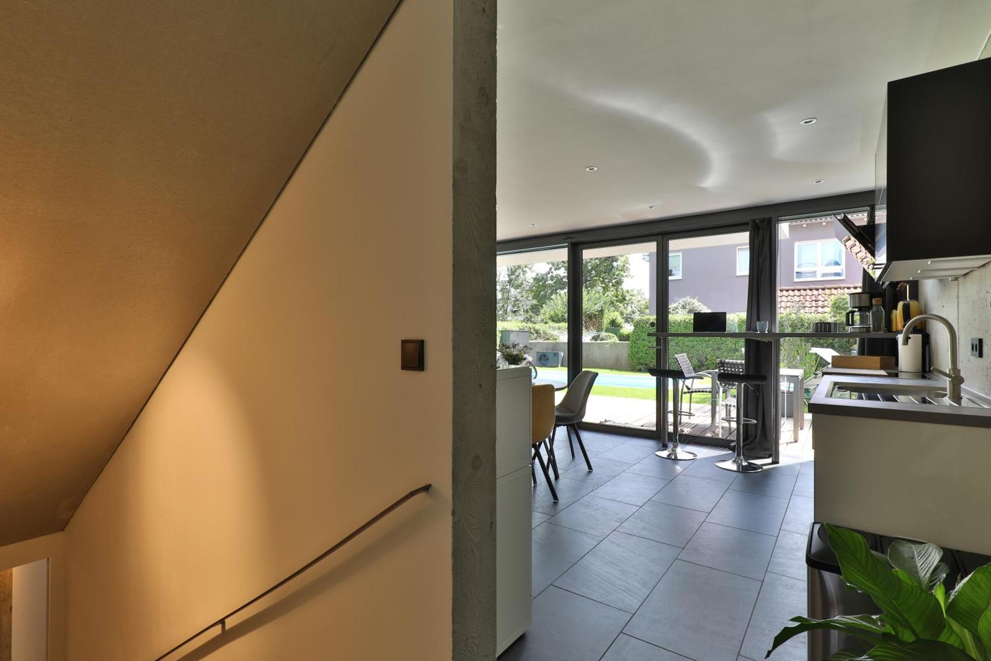 Modernes Studio-Apartment Gersthofen Exteriör bild