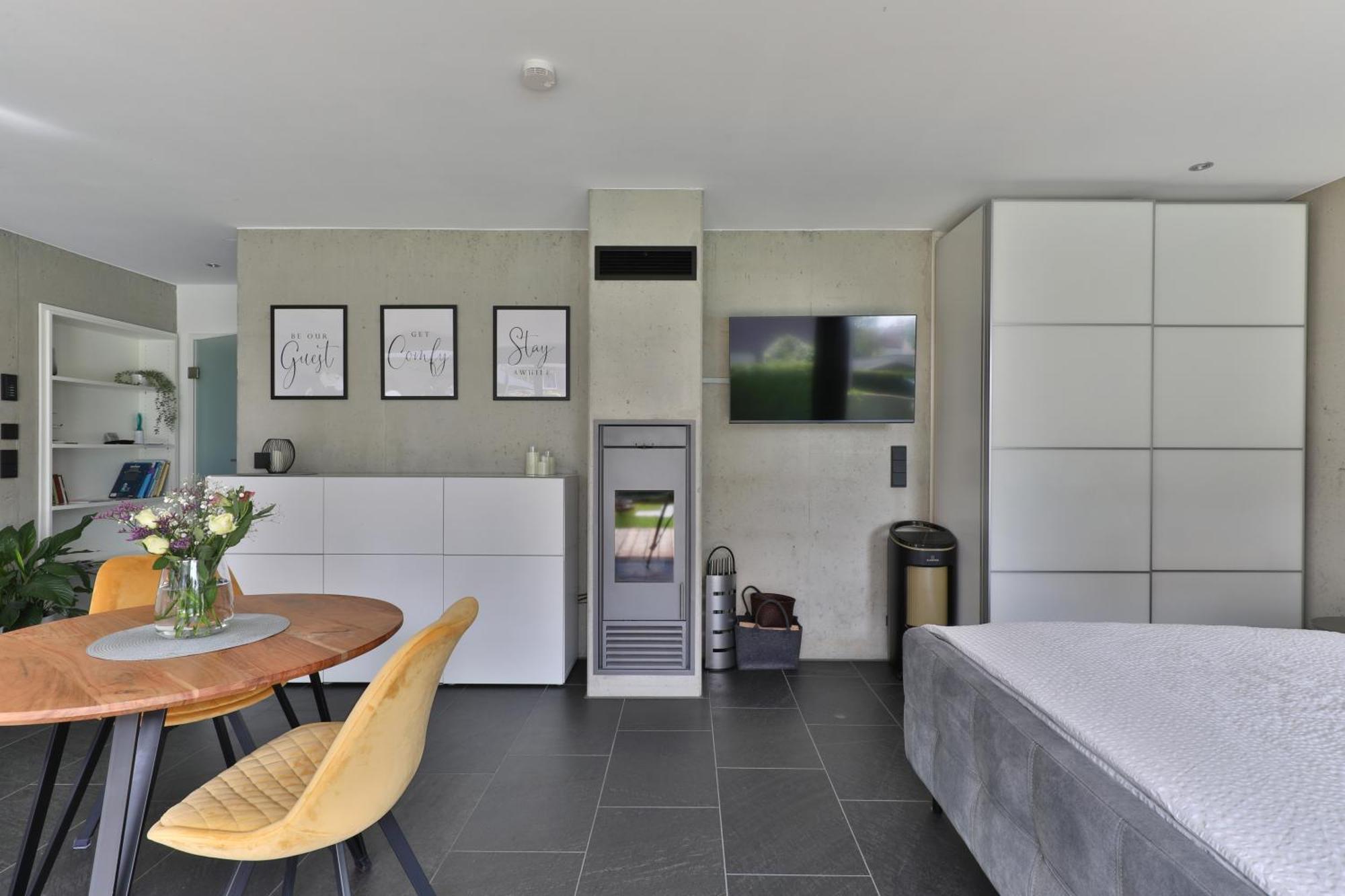 Modernes Studio-Apartment Gersthofen Exteriör bild